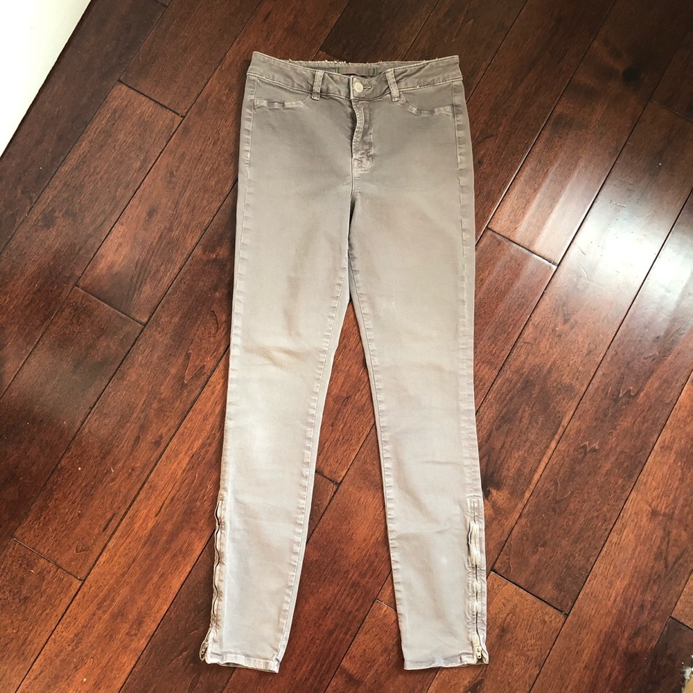 J Brand Major Skinny Jeans in Cafe